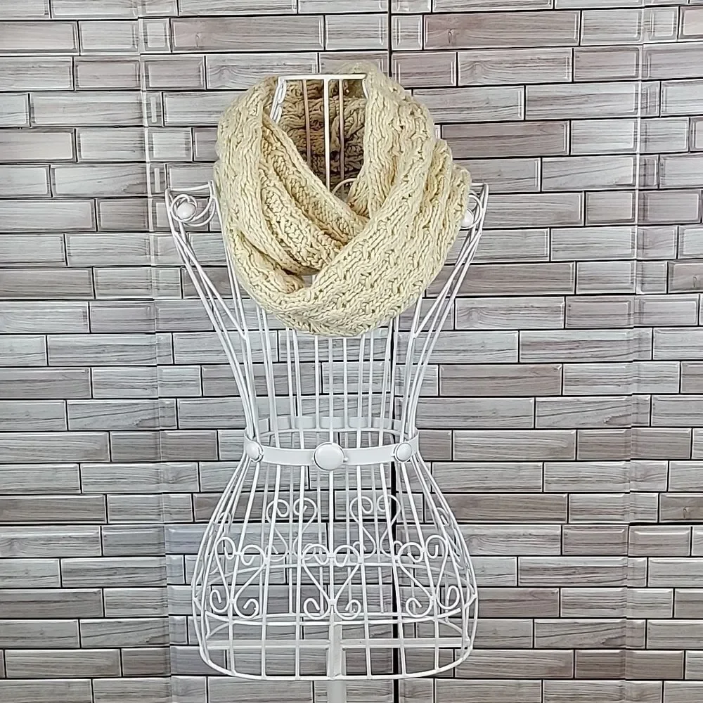 Unbranded infinity scarf One Size